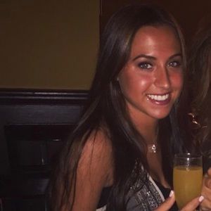Meet your Posher, Alexandra